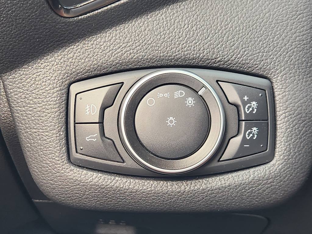 Thumbnail: 2017 Ford Escape - 27