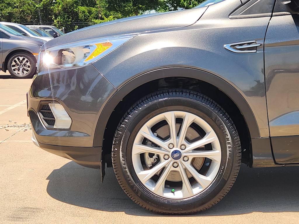 Thumbnail: 2019 Ford Escape - 7