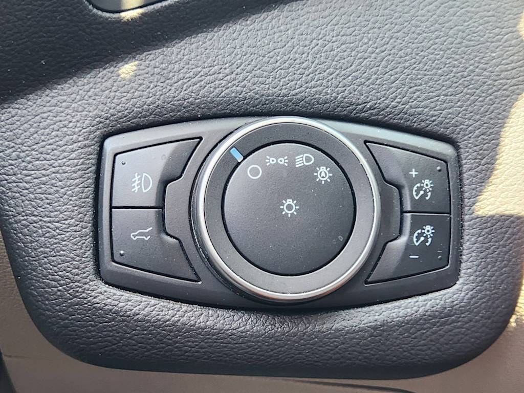 Thumbnail: 2019 Ford Escape - 28