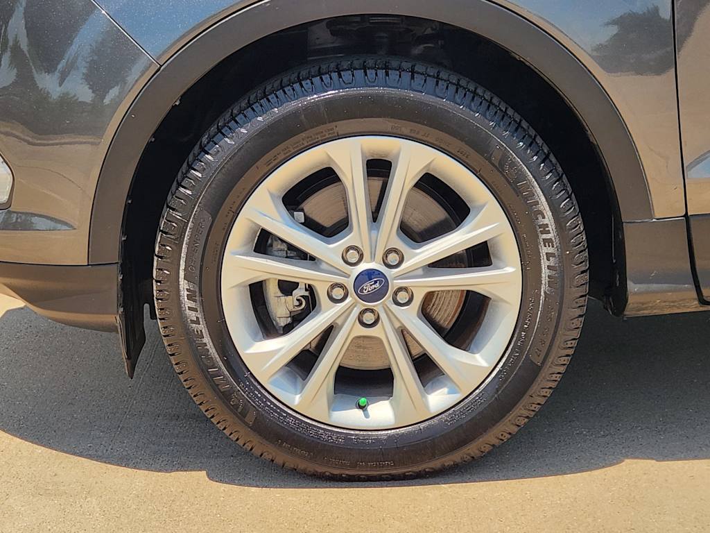 Thumbnail: 2019 Ford Escape - 22