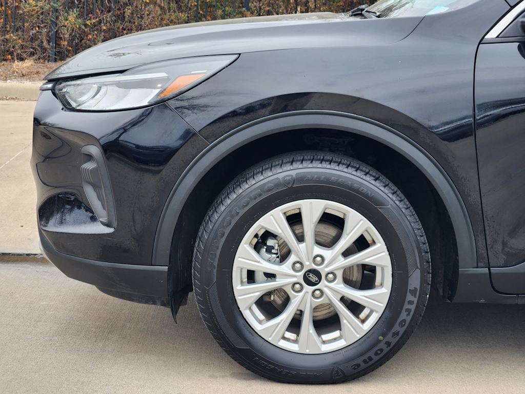 Thumbnail: 2024 Ford Escape - 8