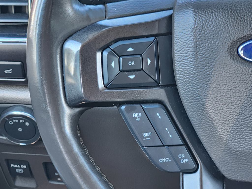 Thumbnail: 2021 Ford Expedition - 32