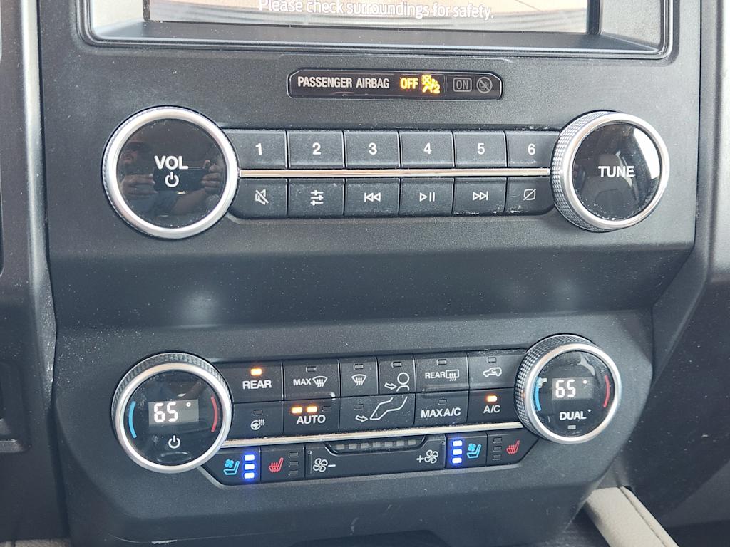 Thumbnail: 2021 Ford Expedition - 27