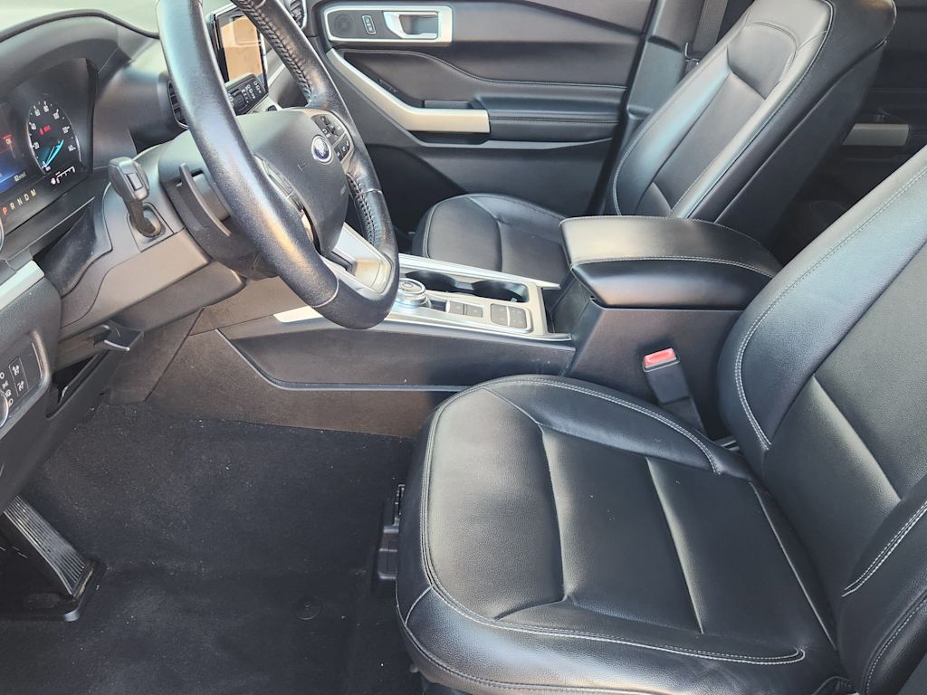 Thumbnail: 2020 Ford Explorer - 11