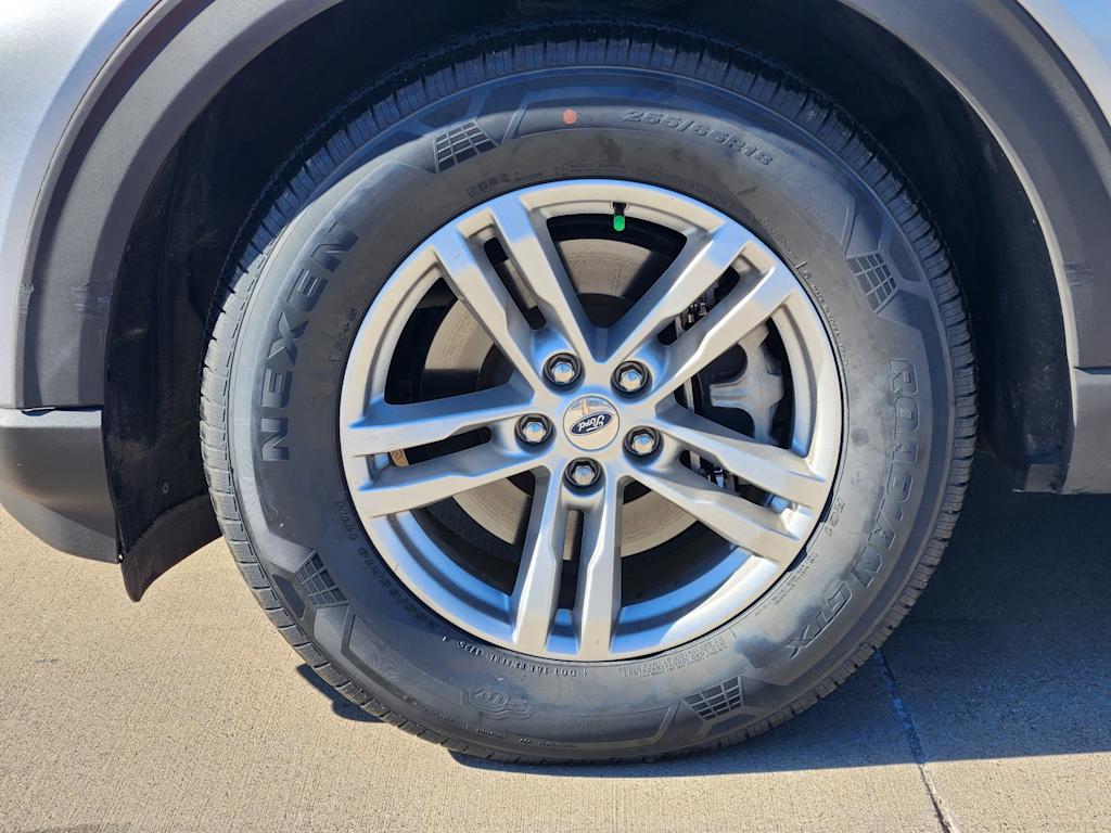 Thumbnail: 2020 Ford Explorer - 23