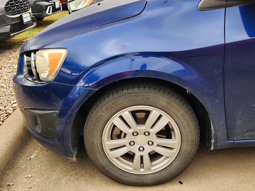 Thumbnail: 2012 Chevrolet Sonic - 10