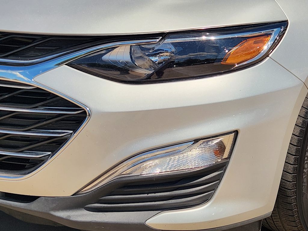 Thumbnail: 2019 Chevrolet Malibu - 22