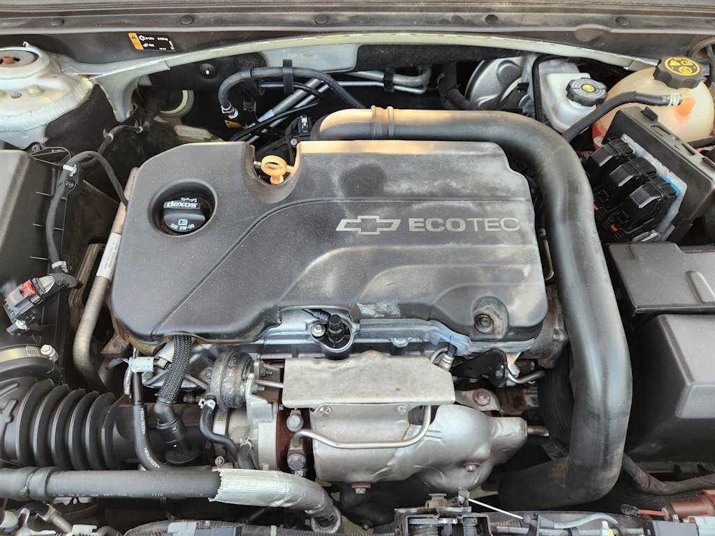 Thumbnail: 2016 Chevrolet Malibu - 9