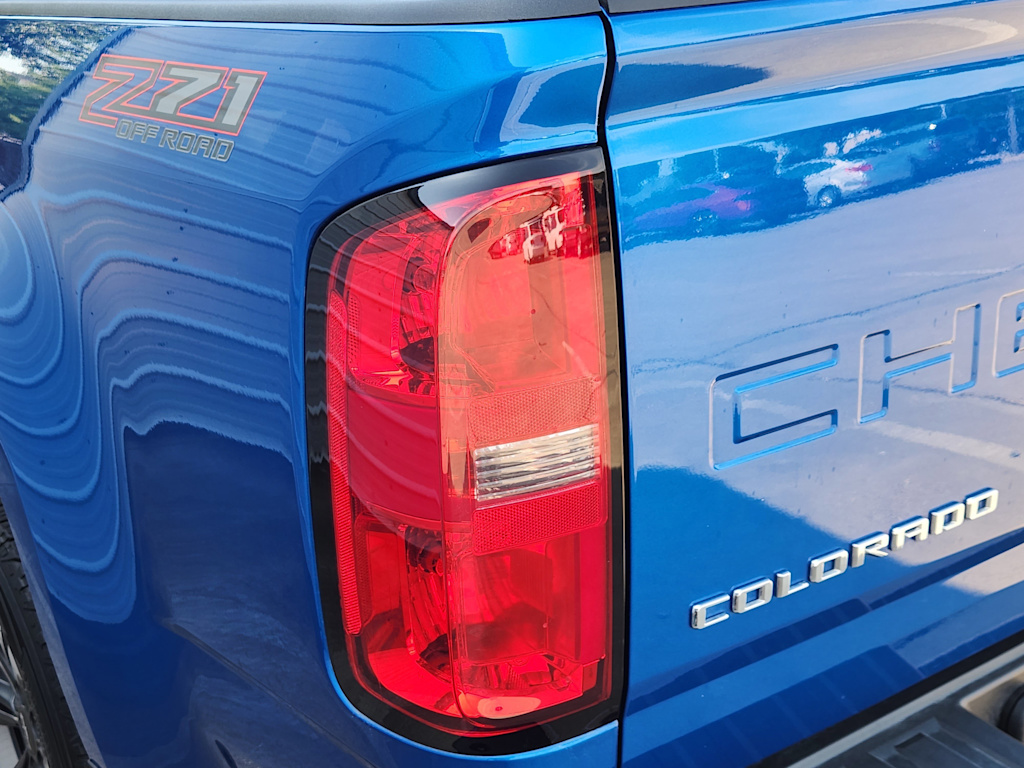 Thumbnail: 2022 Chevrolet Colorado - 12