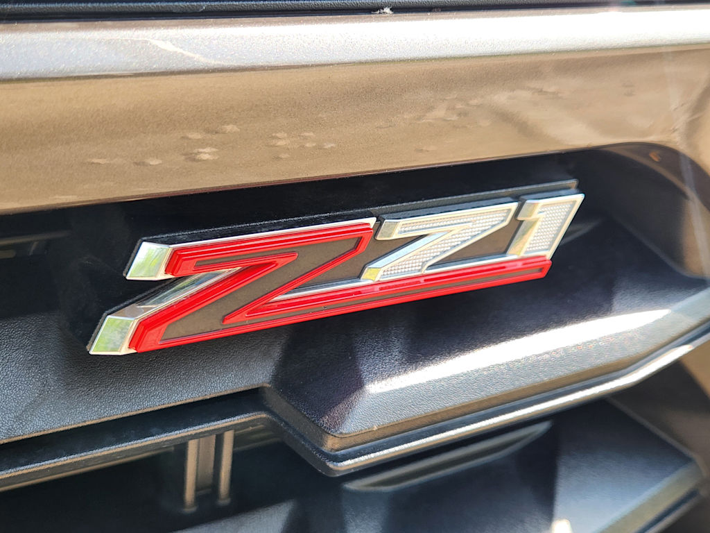 Thumbnail: 2022 Chevrolet Colorado - 9