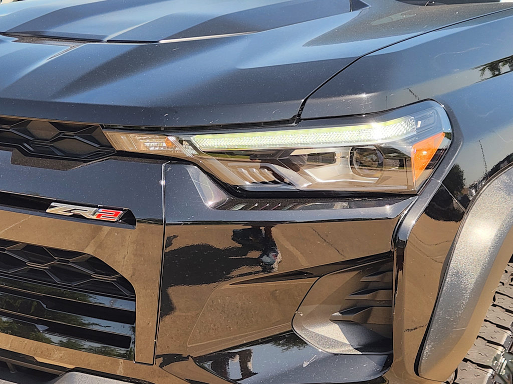 Thumbnail: 2024 Chevrolet Colorado - 23