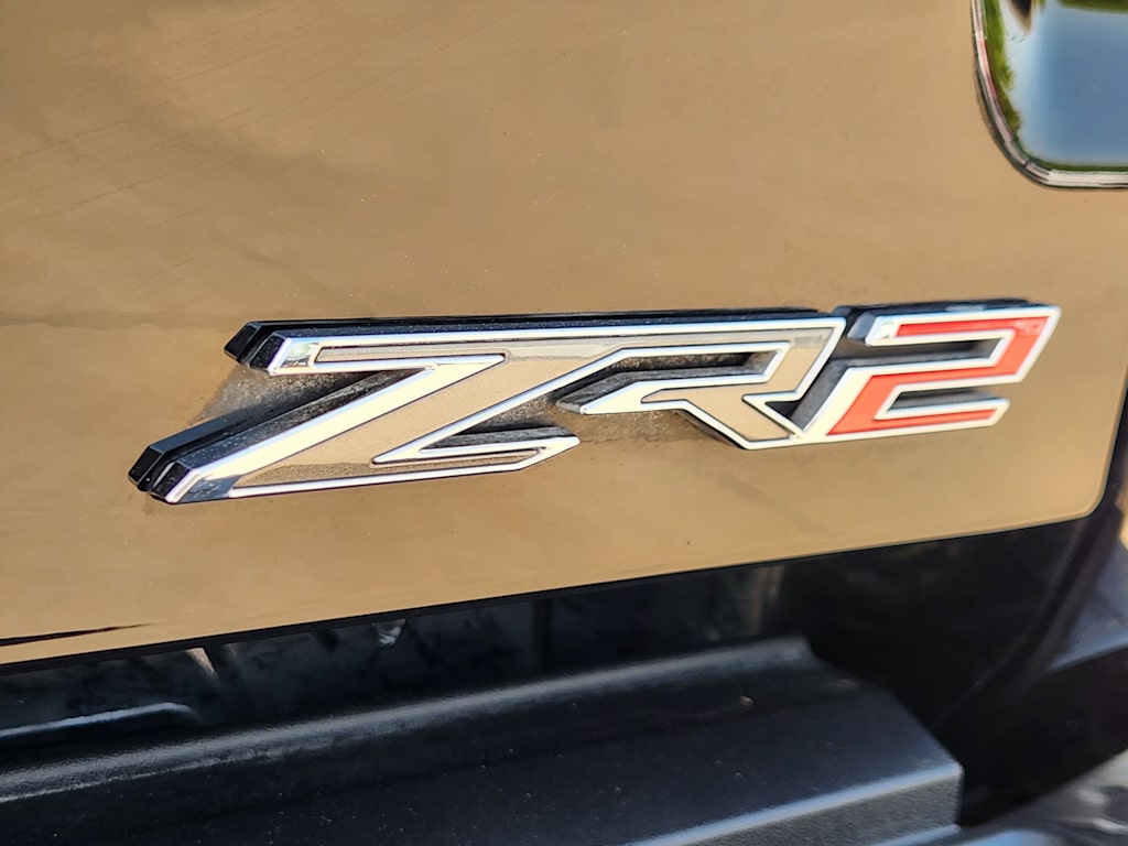 Thumbnail: 2024 Chevrolet Colorado - 7