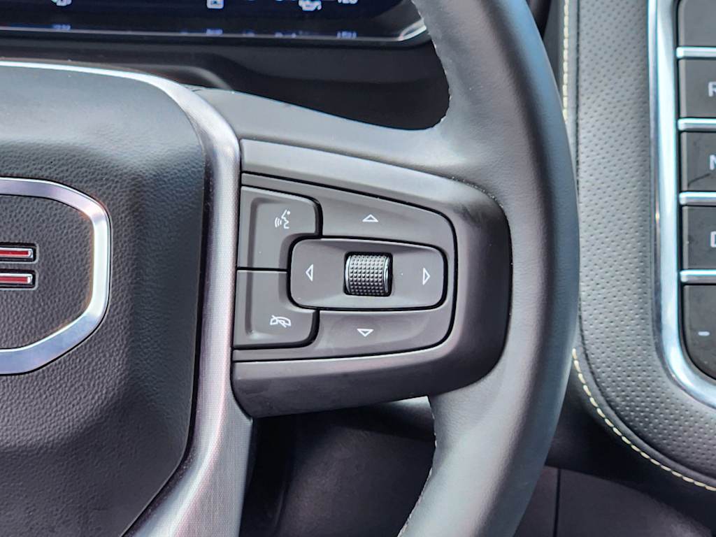 2024 GMC Yukon SLT 31