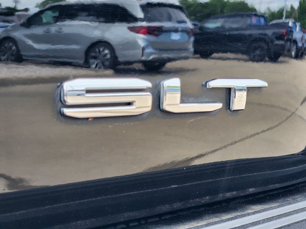 2024 GMC Yukon SLT 7