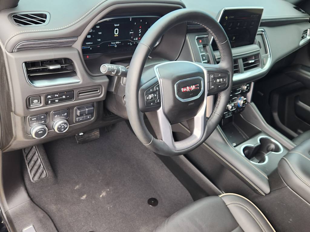 2024 GMC Yukon SLT 2