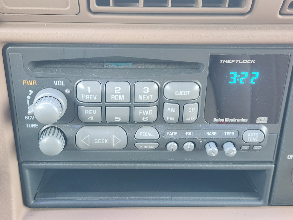 Thumbnail: 1997 Chevrolet Blazer - 23