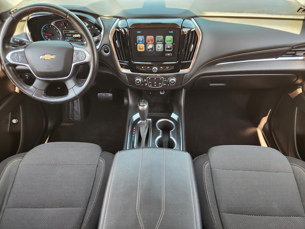Thumbnail: 2018 Chevrolet Traverse - 10