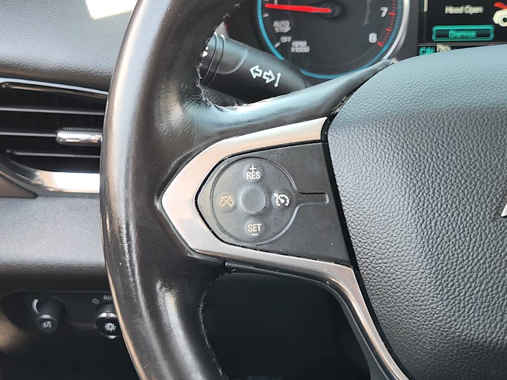 Thumbnail: 2018 Chevrolet Traverse - 32
