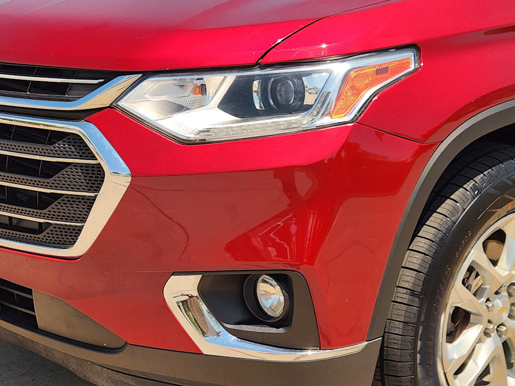 Thumbnail: 2018 Chevrolet Traverse - 24