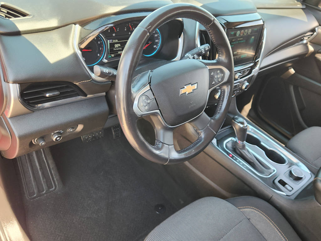 Thumbnail: 2018 Chevrolet Traverse - 2