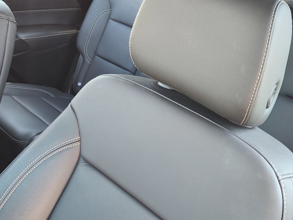 Thumbnail: 2023 Chevrolet Traverse - 25