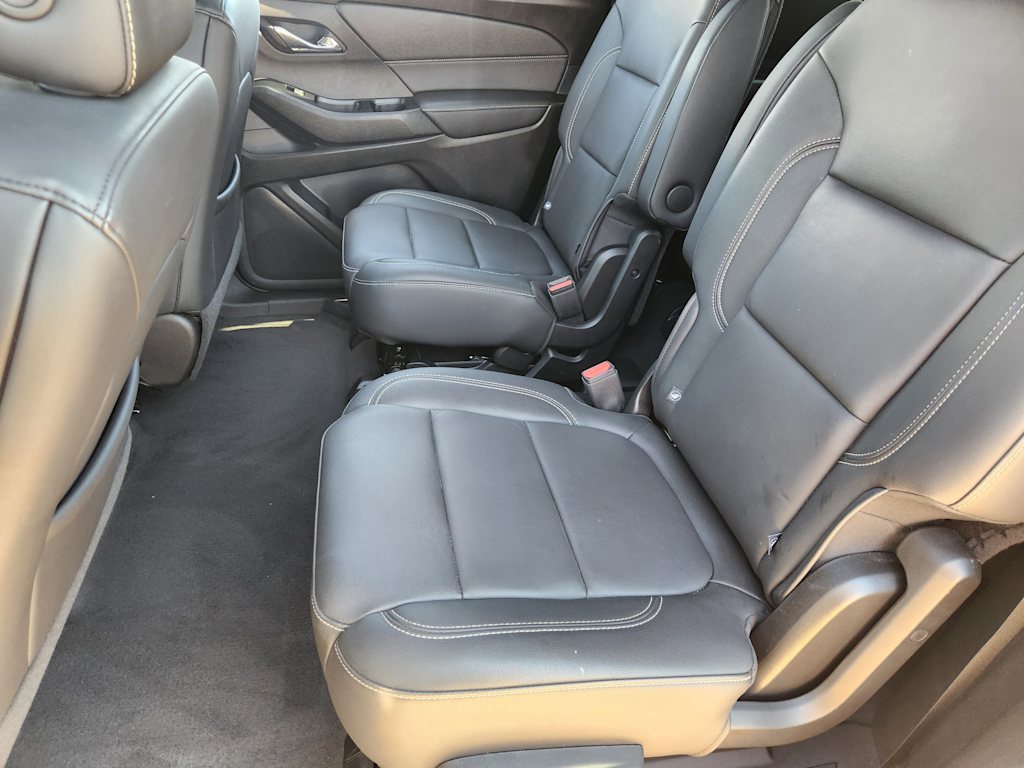 Thumbnail: 2023 Chevrolet Traverse - 21