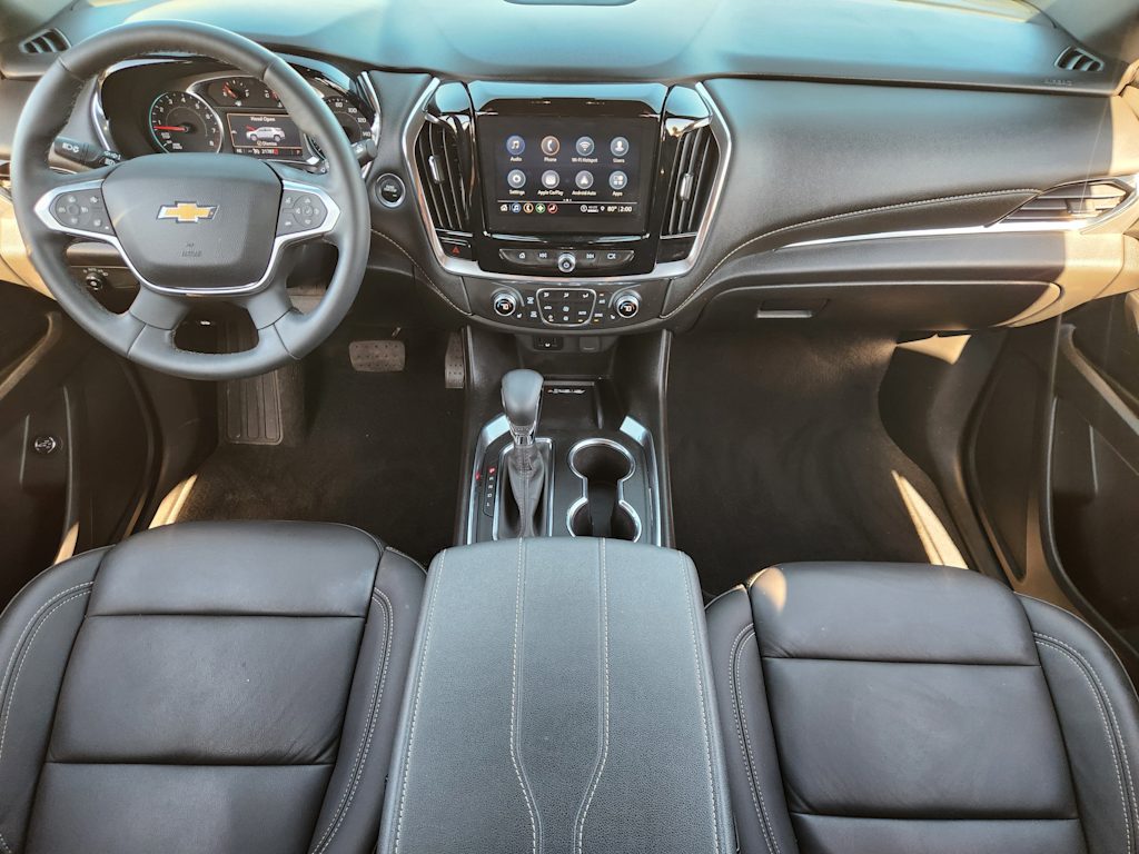 Thumbnail: 2023 Chevrolet Traverse - 10