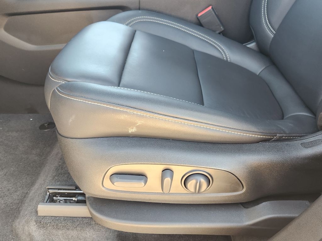 Thumbnail: 2023 Chevrolet Traverse - 31