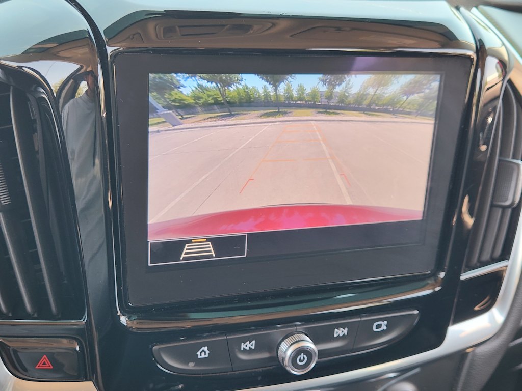 Thumbnail: 2020 Chevrolet Traverse - 26