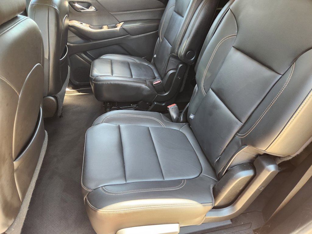 Thumbnail: 2020 Chevrolet Traverse - 21