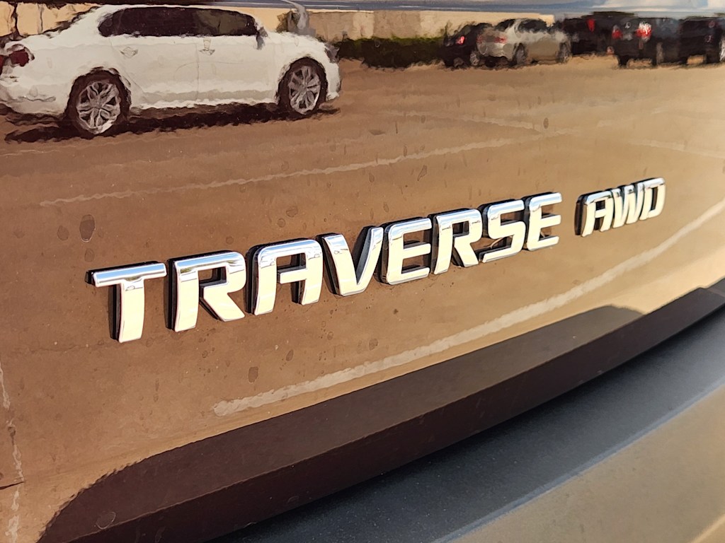 Thumbnail: 2023 Chevrolet Traverse - 7