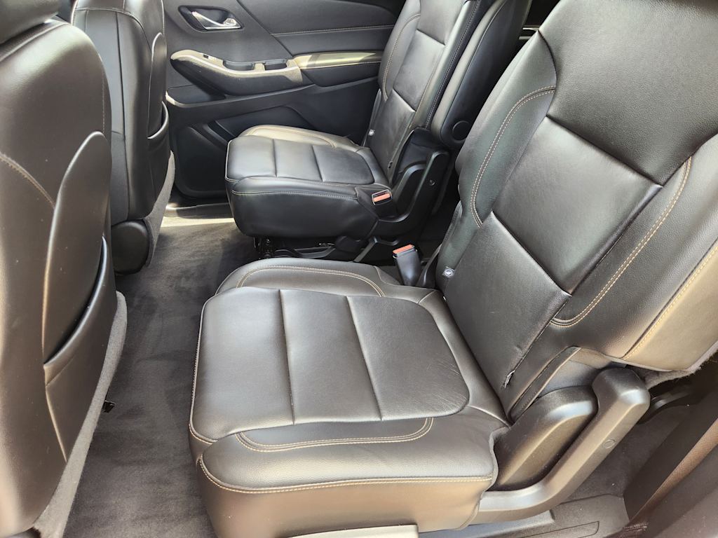 Thumbnail: 2021 Chevrolet Traverse - 21