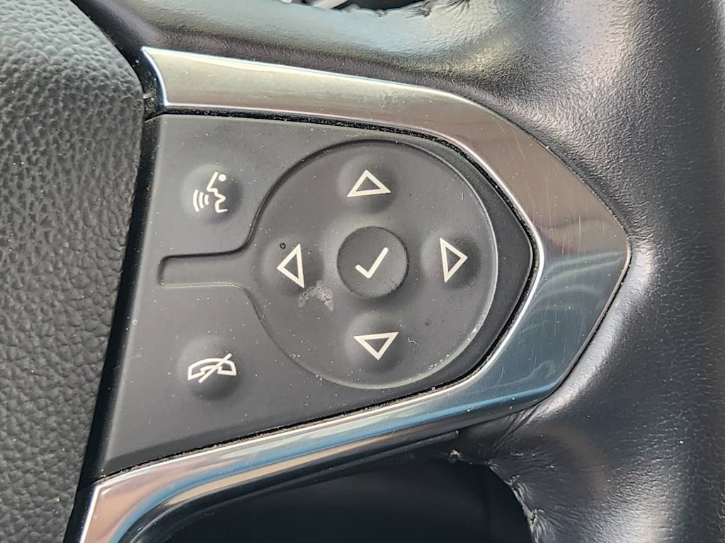 Thumbnail: 2021 Chevrolet Traverse - 33