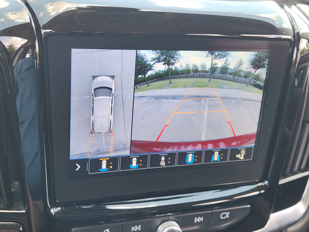 Thumbnail: 2021 Chevrolet Traverse - 26
