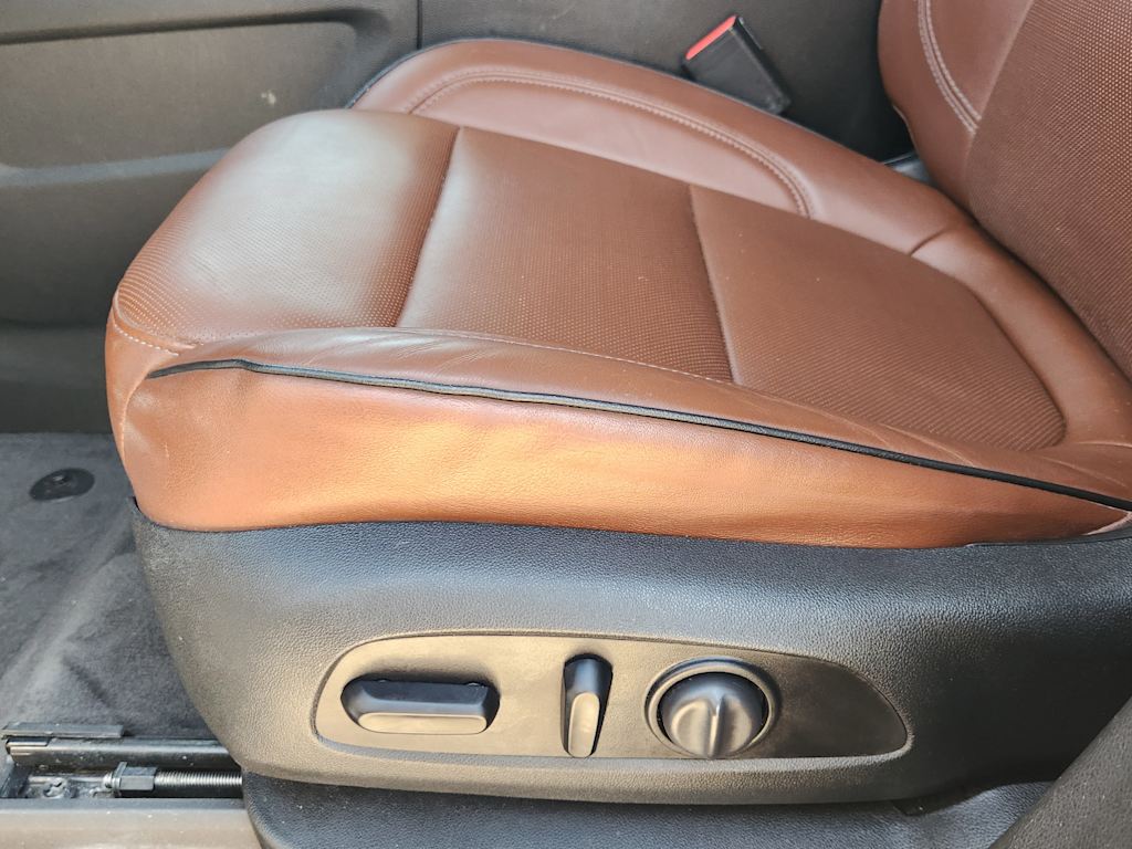 Thumbnail: 2020 Chevrolet Traverse - 31