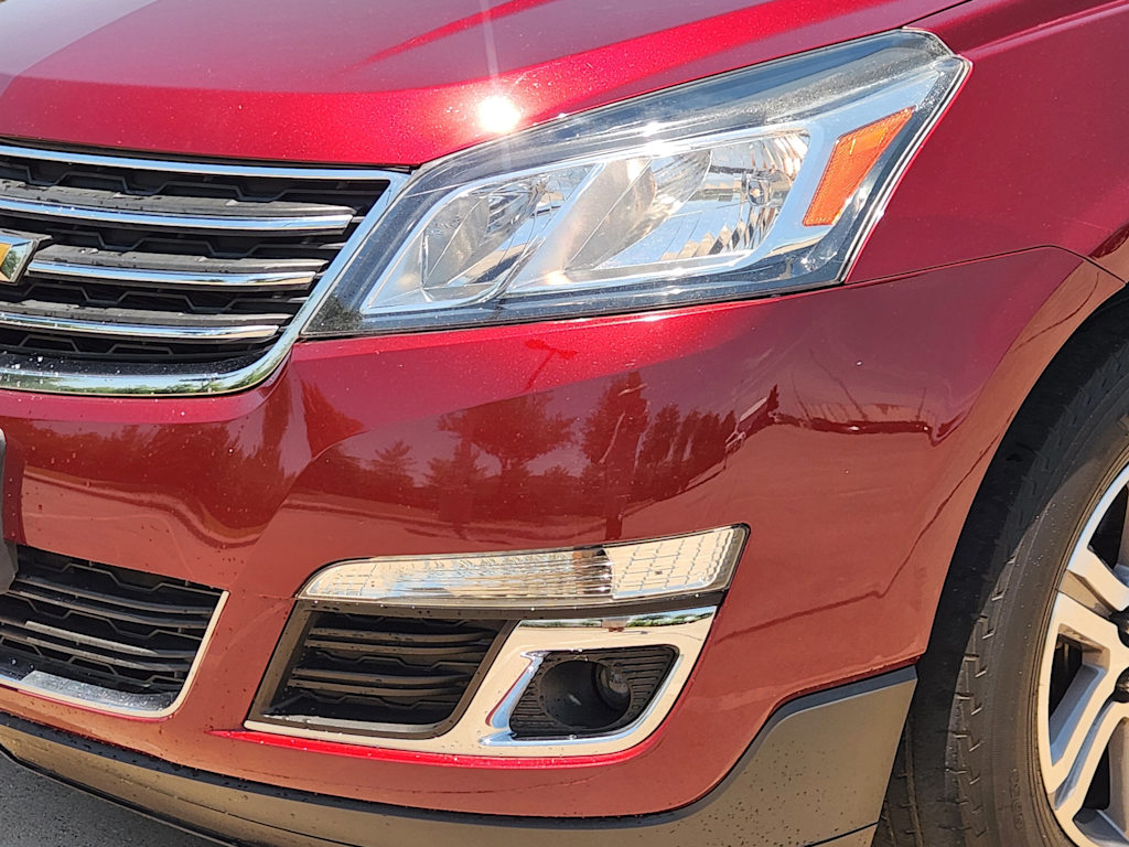 Thumbnail: 2015 Chevrolet Traverse - 24