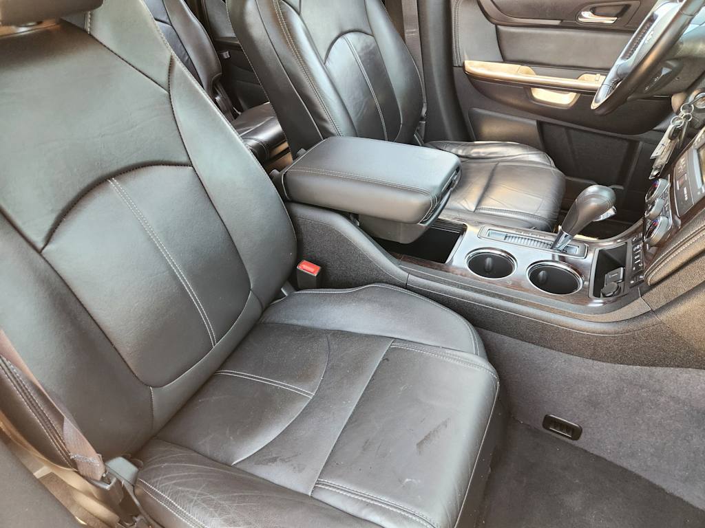 Thumbnail: 2015 Chevrolet Traverse - 12