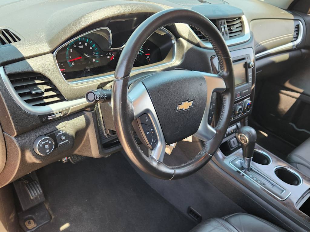Thumbnail: 2015 Chevrolet Traverse - 2