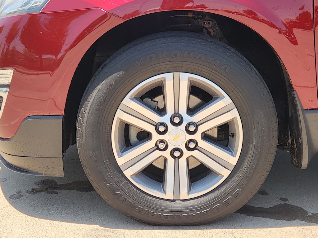 Thumbnail: 2015 Chevrolet Traverse - 23