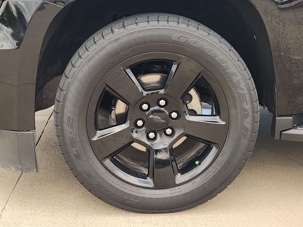 Thumbnail: 2019 Chevrolet Tahoe - 23