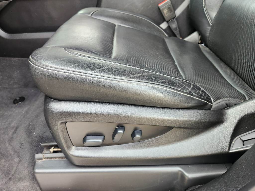 Thumbnail: 2020 Chevrolet Suburban - 30