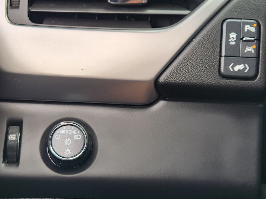 Thumbnail: 2020 Chevrolet Suburban - 27