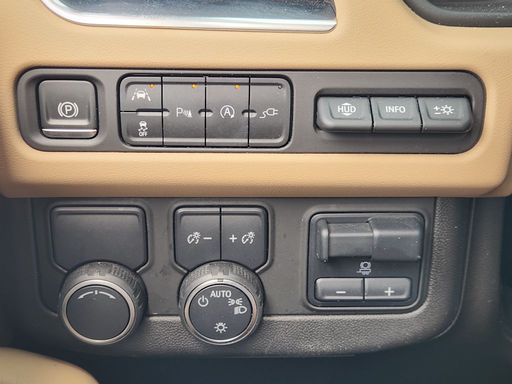 Thumbnail: 2021 Chevrolet Tahoe - 27