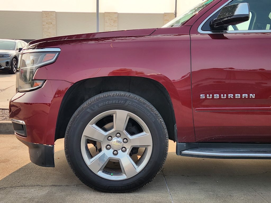 Thumbnail: 2020 Chevrolet Suburban - 10