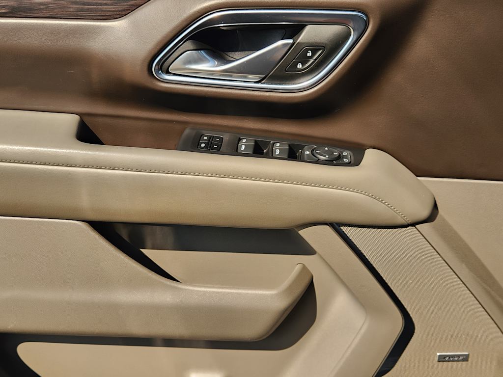 Thumbnail: 2023 Chevrolet Tahoe - 30