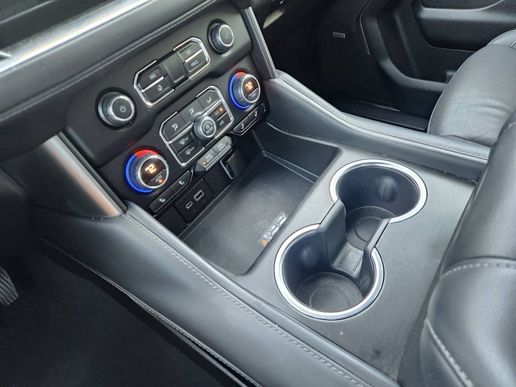 Thumbnail: 2022 Chevrolet Tahoe - 15