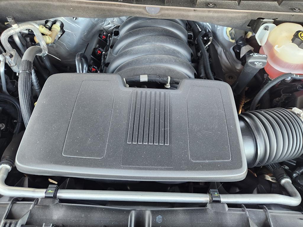 Thumbnail: 2022 Chevrolet Tahoe - 17