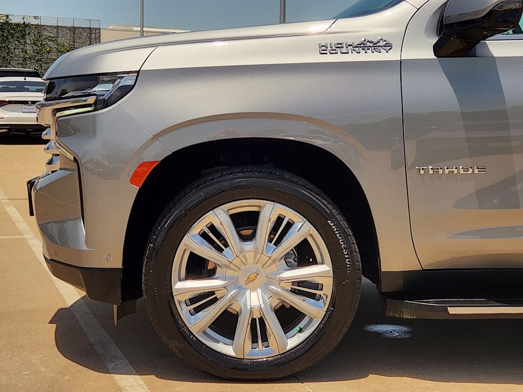 Thumbnail: 2024 Chevrolet Tahoe - 8