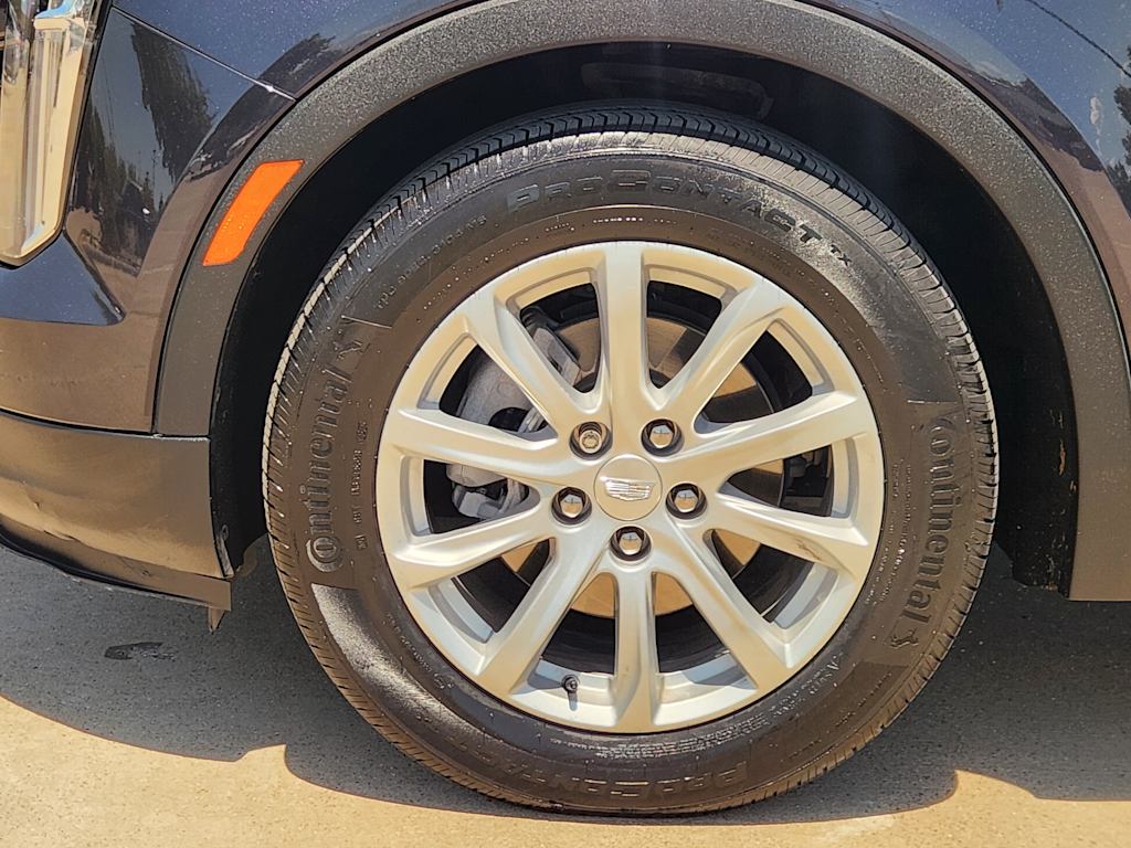 Thumbnail: 2022 Cadillac XT4 - 22