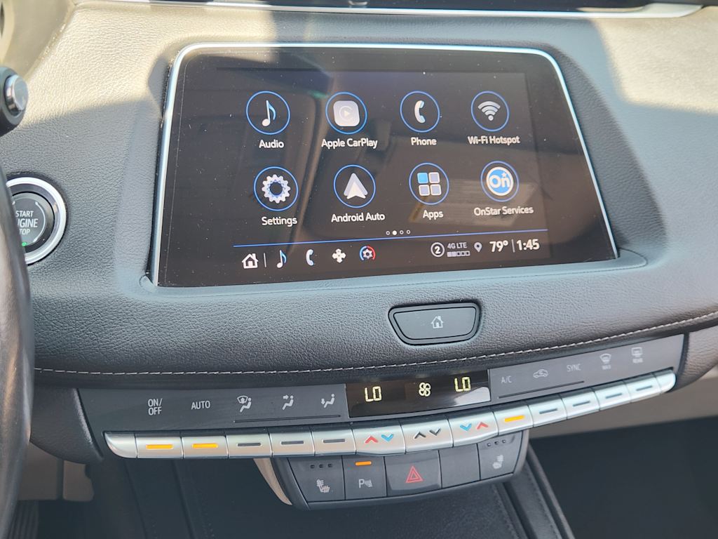 Thumbnail: 2022 Cadillac XT4 - 15